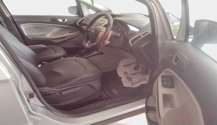 2016 Ford Ecosport TITANIUM 1.5L DIESEL, Diesel, Manual, 1,07,252 km, interior