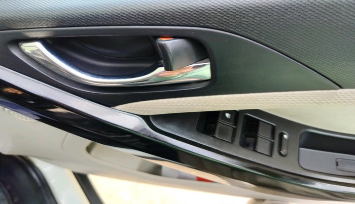 2021 Tata NEXON XZ PETROL, Petrol, Manual, 59,715 km, interior