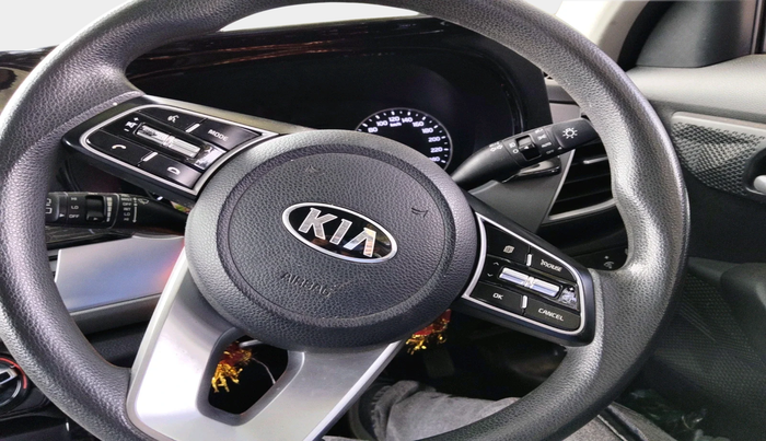 2020 KIA SELTOS HTK PLUS AT 1.5 DIESEL, Diesel, Automatic, 9,908 km, interior