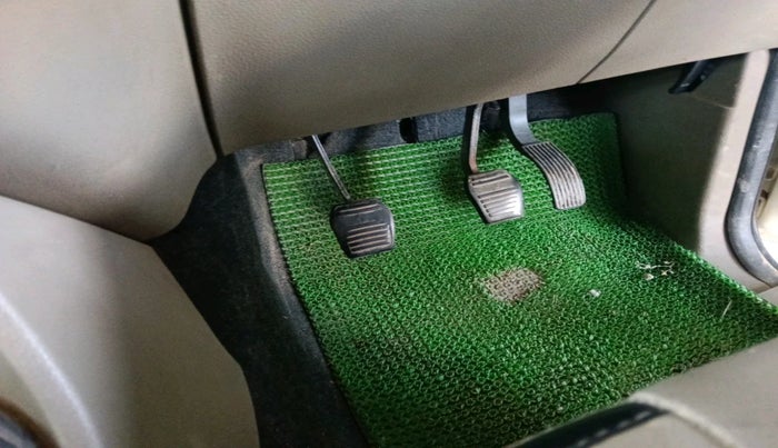 2018 Mahindra TUV300 T4 PLUS, Diesel, Manual, 92,397 km, interior