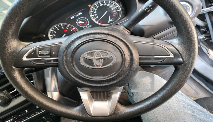 2023 Toyota URBAN CRUISER HYRYDER E NEO DRIVE, Petrol, Manual, 23,511 km, interior