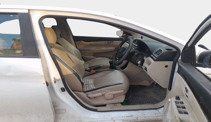 2017 Maruti Ciaz VDI+ SHVS, Diesel, Manual, 1,24,017 km, interior