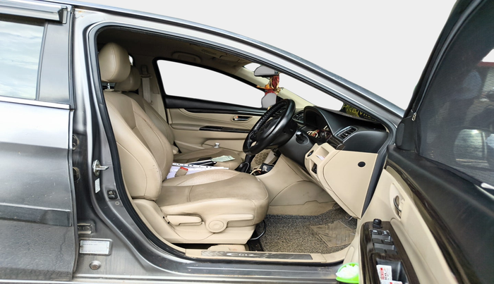 2017 Maruti Ciaz ZDI+ SHVS, Diesel, Manual, 1,47,330 km, interior