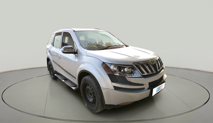 2014 Mahindra XUV500 W6, Diesel, Manual, 1,70,312 km, exterior
