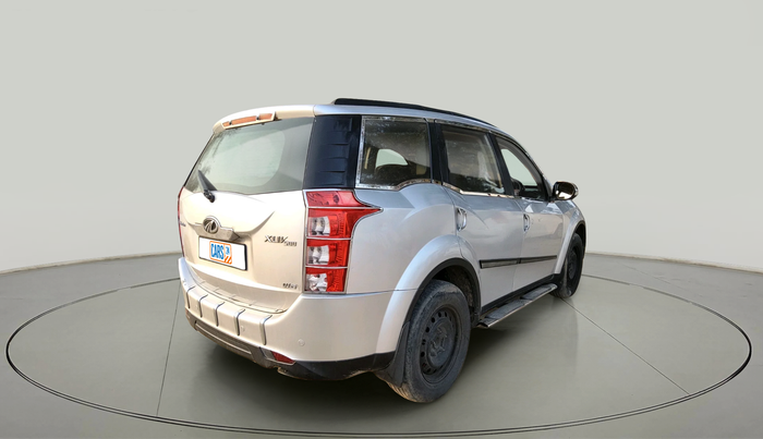 2014 Mahindra XUV500 W6, Diesel, Manual, 1,70,312 km, exterior