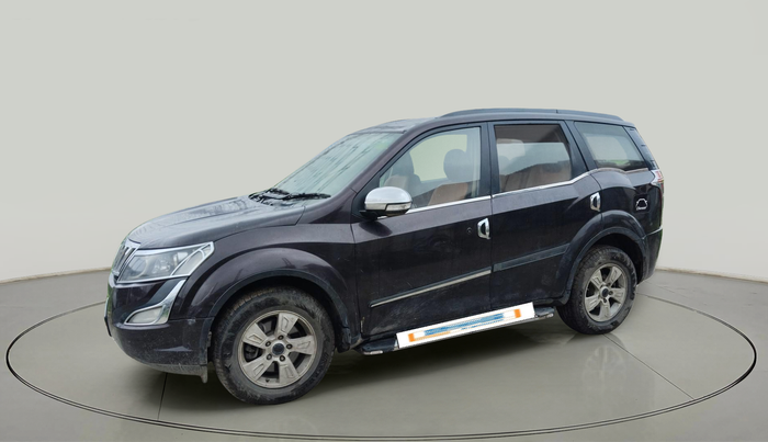 2014 Mahindra XUV500 W8, Diesel, Manual, 1,25,707 km, exterior