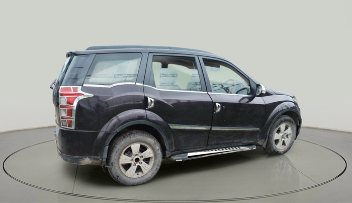 2014 Mahindra XUV500 W8, Diesel, Manual, 1,25,707 km, exterior