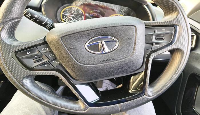 2023 Tata Harrier XT PLUS 2.0L KRYOTEC DARK EDITON, Diesel, Manual, 35,540 km, interior