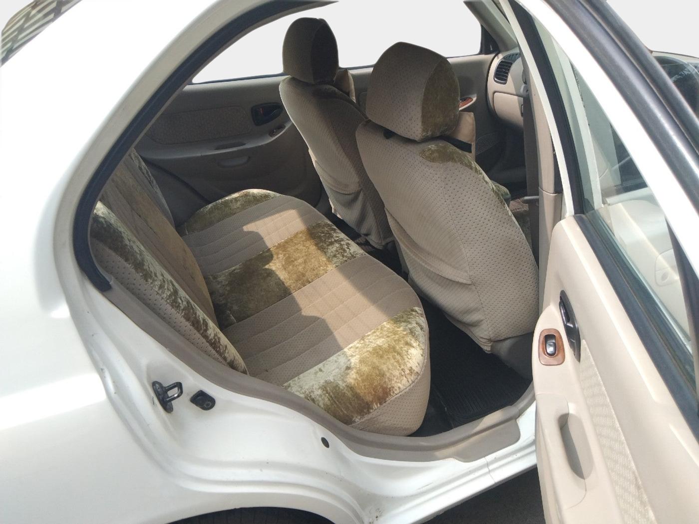 2010 Hyundai Accent EXECUTIVE, Petrol, Manual, 1,18,640 km, interior