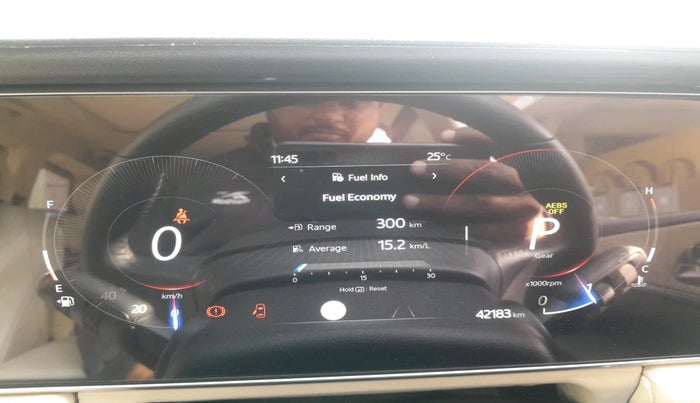 2024 Mahindra XUV700 AX 7 LUXURY D AT 7 STR, Diesel, Automatic, 42,183 km, interior