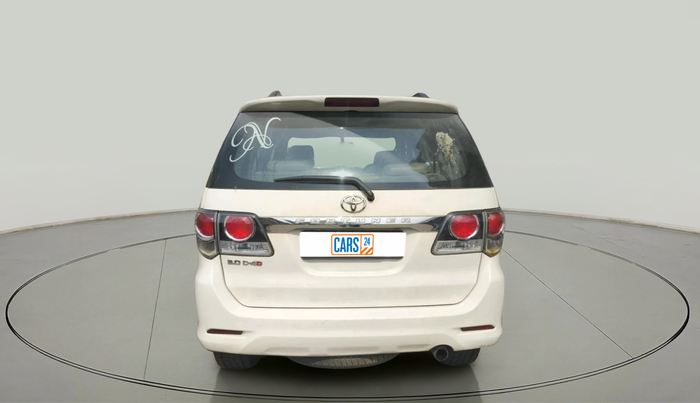 2015 Toyota Fortuner 3.0 4X2 MT, Diesel, Manual, 1,21,050 km, exterior