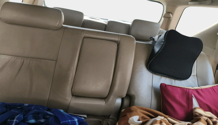 2015 Toyota Fortuner 3.0 4X2 MT, Diesel, Manual, 1,21,050 km, interior