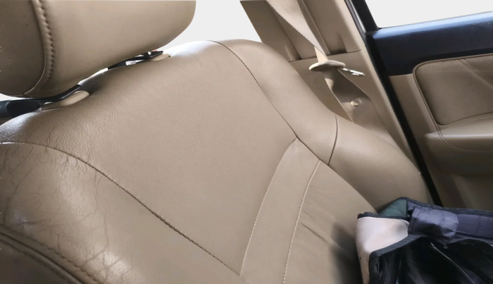 2015 Toyota Fortuner 3.0 4X2 MT, Diesel, Manual, 1,21,050 km, interior