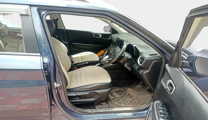 2021 Hyundai VENUE SX 1.0 TURBO, Petrol, Manual, 28,995 km, interior