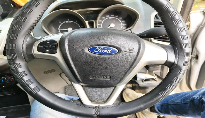 2017 Ford Ecosport TITANIUM 1.5L DIESEL, Diesel, Manual, 1,18,165 km, interior