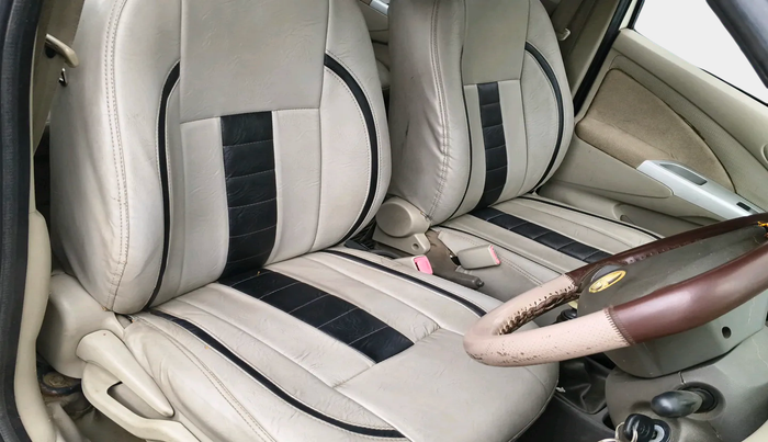 2013 Toyota Etios GD, Diesel, Manual, 1,13,584 km, interior