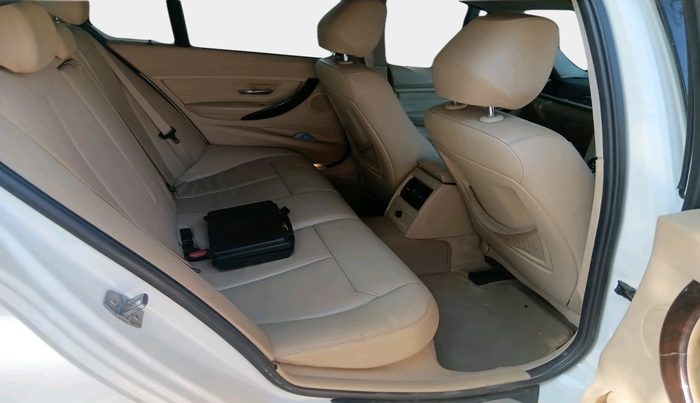 2013 BMW 3 Series 320D LUXURYLINE, Diesel, Automatic, 1,14,000 km, interior