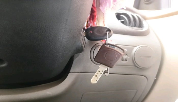 2011 Hyundai i10 MAGNA 1.1, Petrol, Manual, 53,968 km, interior