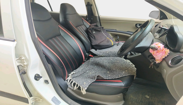 2011 Hyundai i10 MAGNA 1.1, Petrol, Manual, 53,968 km, interior