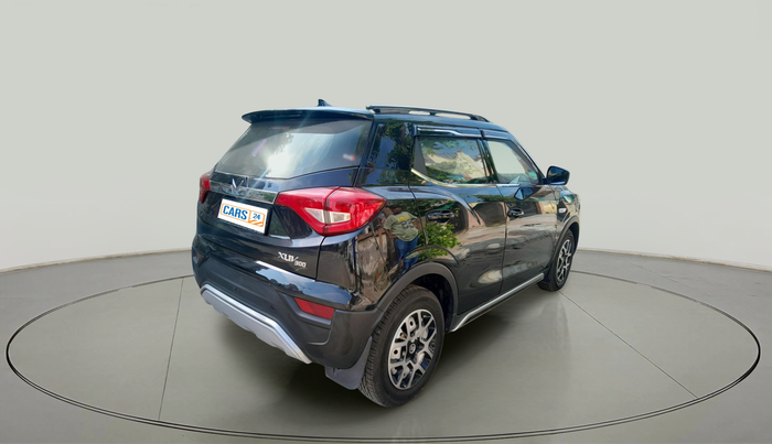 2024 Mahindra XUV300 W4 1.2 PETROL, Petrol, Manual, 3,901 km, exterior
