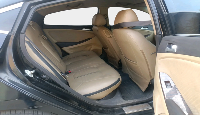 2015 Hyundai Verna FLUIDIC 1.6 CRDI S(O) 4S, Diesel, Manual, 1,02,228 km, interior