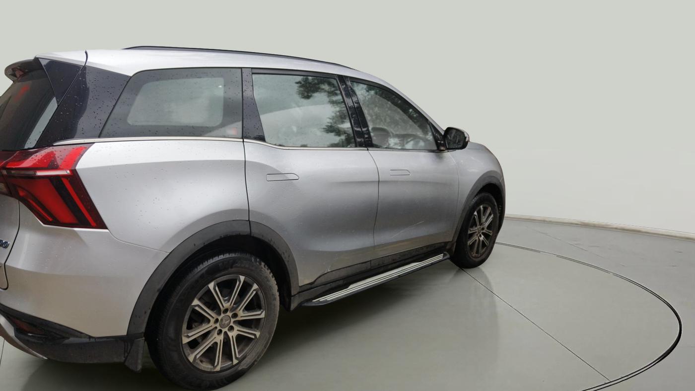 2021 Mahindra XUV700 AX 7 P MT 7 STR, Petrol, Manual, 56,000 km, exterior