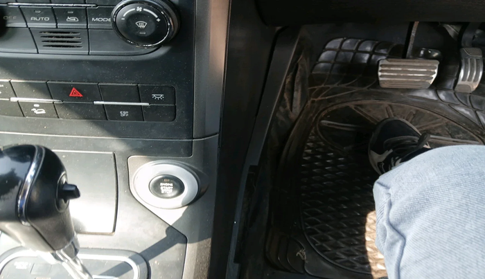 2017 Mahindra XUV500 W10 AT, Diesel, Automatic, 77,607 km, interior