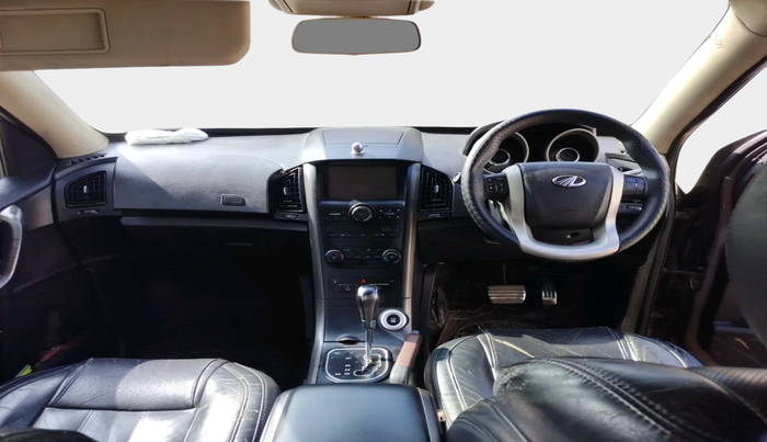 2017 Mahindra XUV500 W10 AT, Diesel, Automatic, 77,607 km, interior
