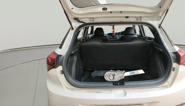 2017 Hyundai Elite i20 SPORTZ 1.2, Petrol, Manual, 1,00,268 km, exterior