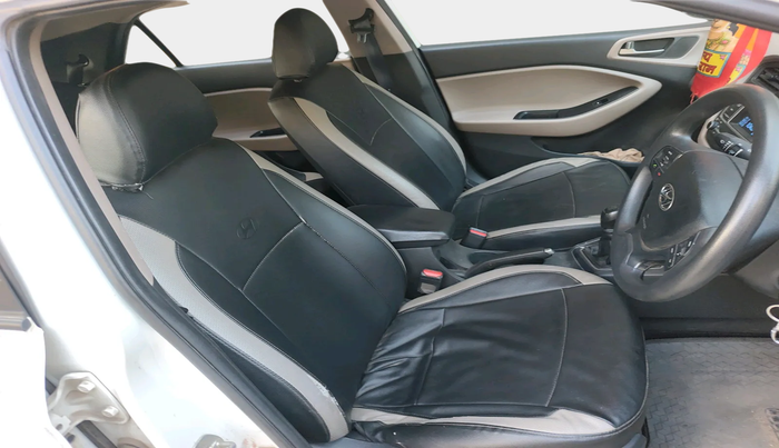 2017 Hyundai Elite i20 SPORTZ 1.2, Petrol, Manual, 1,00,268 km, interior