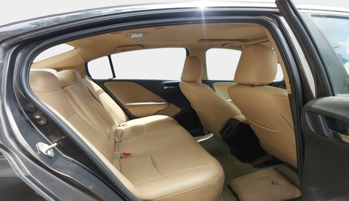 2015 Honda City 1.5L I-DTEC VX, Diesel, Manual, 1,03,477 km, interior