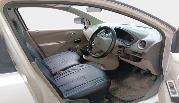 2017 Datsun Go T, Petrol, Manual, 1,42,948 km, interior
