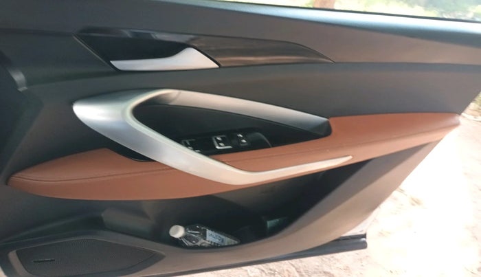 2021 MG HECTOR PLUS SHARP 1.5 PETROL TURBO CVT 6-STR, Petrol, Automatic, 70,253 km, interior