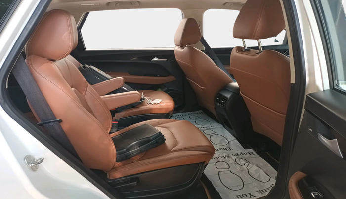 2021 MG HECTOR PLUS SHARP 1.5 PETROL TURBO CVT 6-STR, Petrol, Automatic, 70,253 km, interior