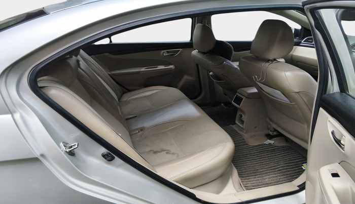 2016 Maruti Ciaz ZXI, Petrol, Manual, 1,56,972 km, interior