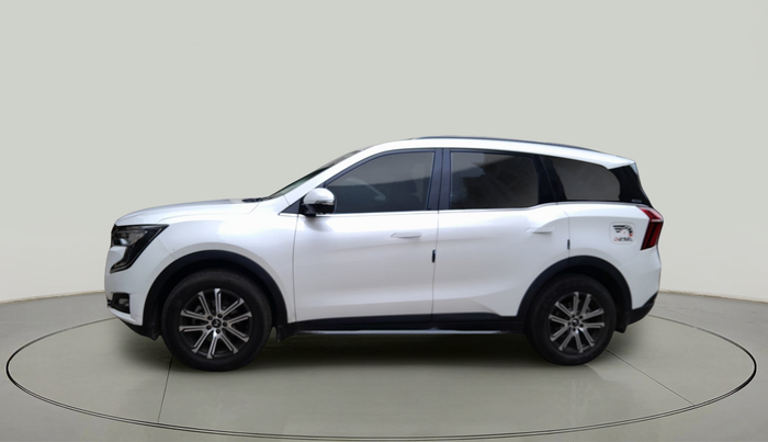 2023 Mahindra XUV700 AX 7 LUXURY D AT 7 STR, Diesel, Automatic, 35,230 km, exterior