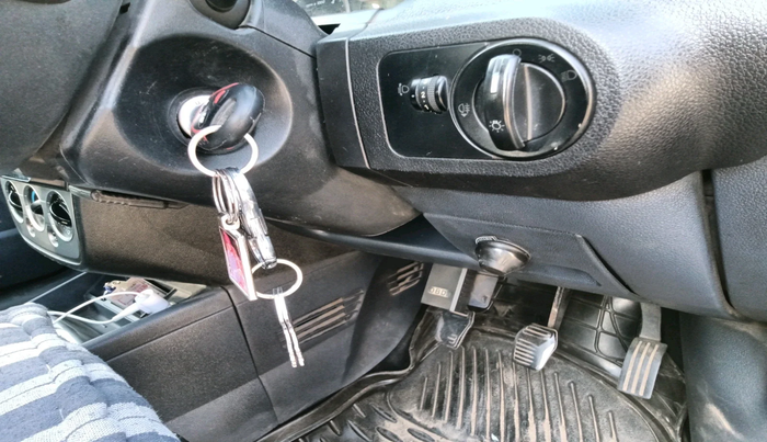 2012 Ford Fiesta Classic LXI 1.4 DIESEL, Diesel, Manual, 1,85,180 km, interior