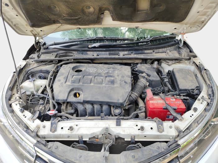 2015 Toyota Corolla Altis VL CVT PETROL, Petrol, Automatic, 1,62,468 km, exterior