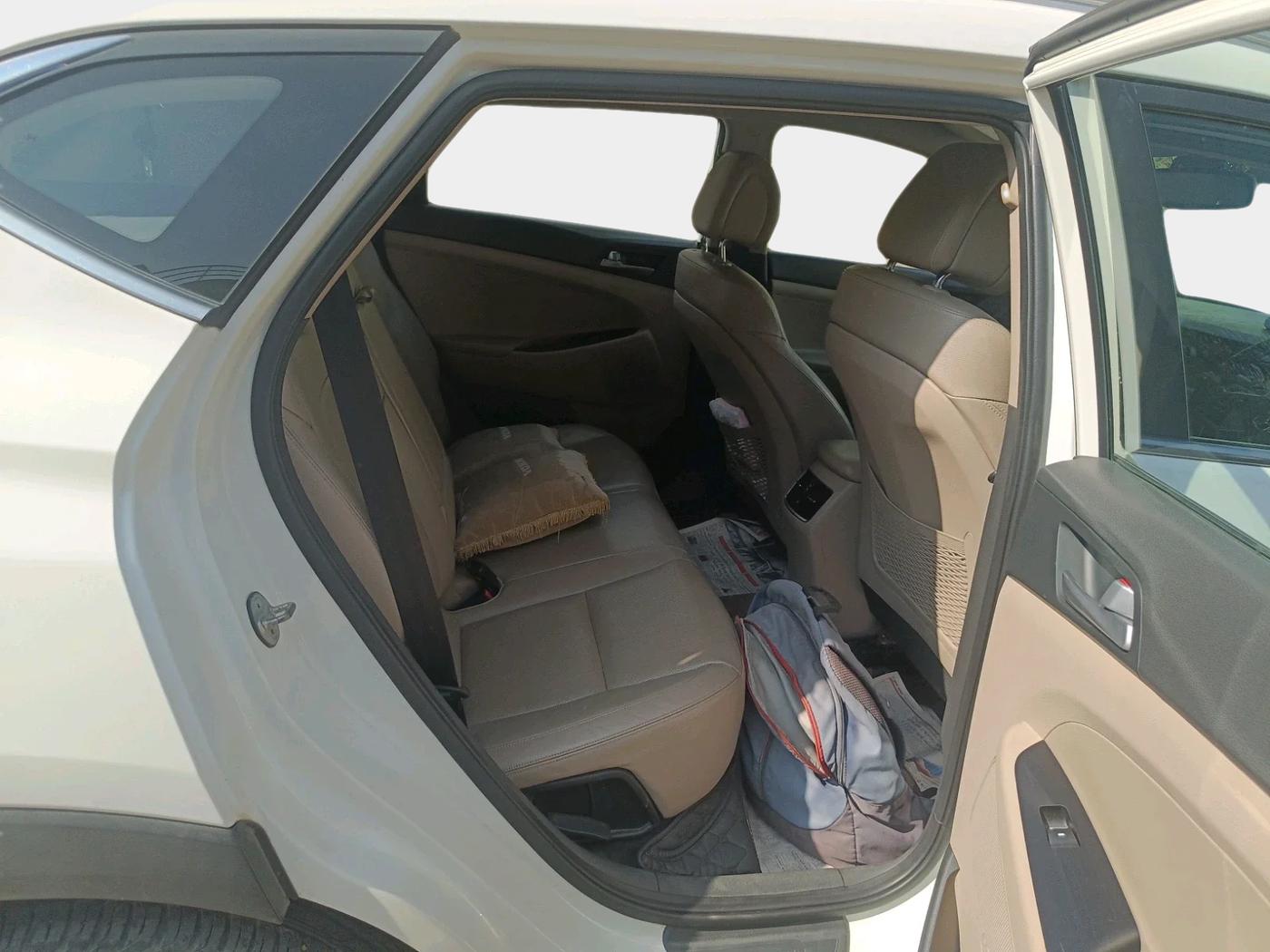 2017 Hyundai Tucson 2WD AT GL DIESEL
, Diesel, Automatic, 86,745 km, interior