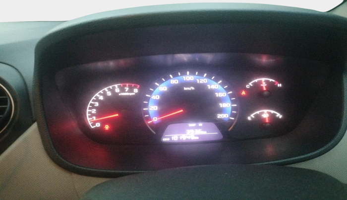 2018 Hyundai Xcent S 1.2, Petrol, Manual, 1,01,949 km, interior
