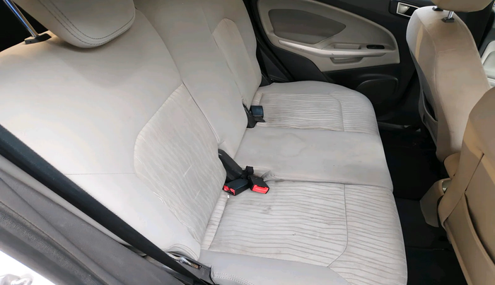 2014 Ford Ecosport TITANIUM 1.5L DIESEL, Diesel, Manual, 2,01,723 km, interior