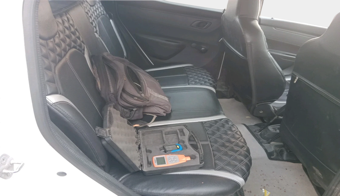 2020 Renault Kwid RXL, Petrol, Manual, 75,916 km, interior