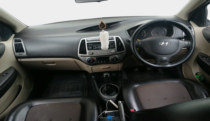 2013 Hyundai i20 MAGNA 1.4 CRDI, Diesel, Manual, 1,10,718 km, interior