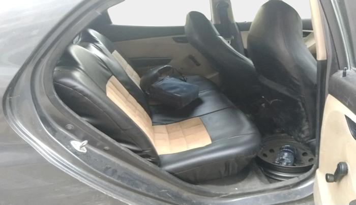 2016 Hyundai Eon ERA +, Petrol, Manual, 1,15,197 km, interior