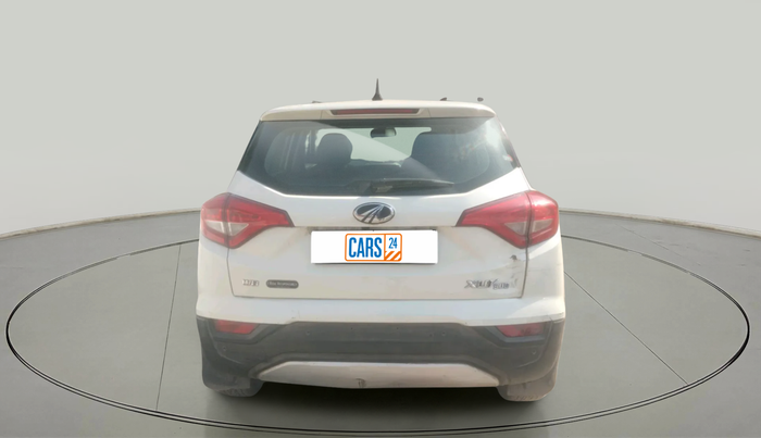 2019 Mahindra XUV300 W8 1.5 DIESEL, Diesel, Manual, 1,33,546 km, exterior