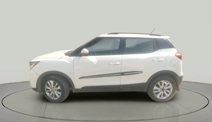 2019 Mahindra XUV300 W8 1.5 DIESEL, Diesel, Manual, 1,33,546 km, exterior