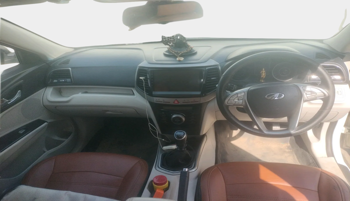 2019 Mahindra XUV300 W8 1.5 DIESEL, Diesel, Manual, 1,33,546 km, interior