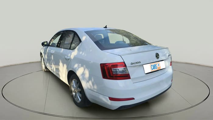 2017 Skoda Octavia STYLE PLUS AT 1.8 TSI, Petrol, Automatic, 81,875 km, exterior