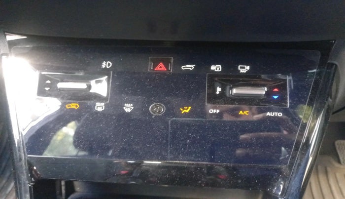 2023 Tata NEXON FEARLESS + SUNROOF AMT DUAL TONE 1.5 DIESEL, Diesel, Automatic, 26,859 km, interior