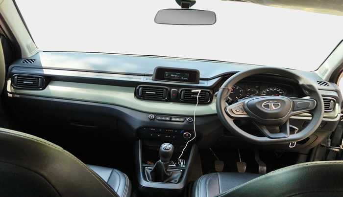 2023 Tata PUNCH ADVENTURE MT, Petrol, Manual, 15,038 km, interior